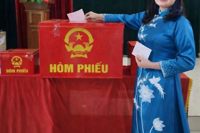 GIÁO VIÊN TRƯỜNG MẦM NON CÔNG LÝ TÍCH CỰC THỰC HIỆN QUYỀN VÀ NGHĨA VỤ CỬ TRI, THAM GIA TỔ BẦU CỬ TẠI ĐỊA PHƯƠNG